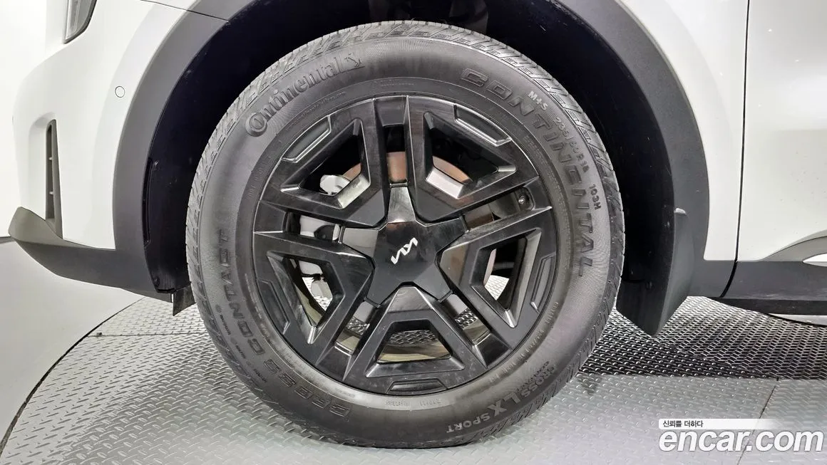 Kia Sorento — фото 5