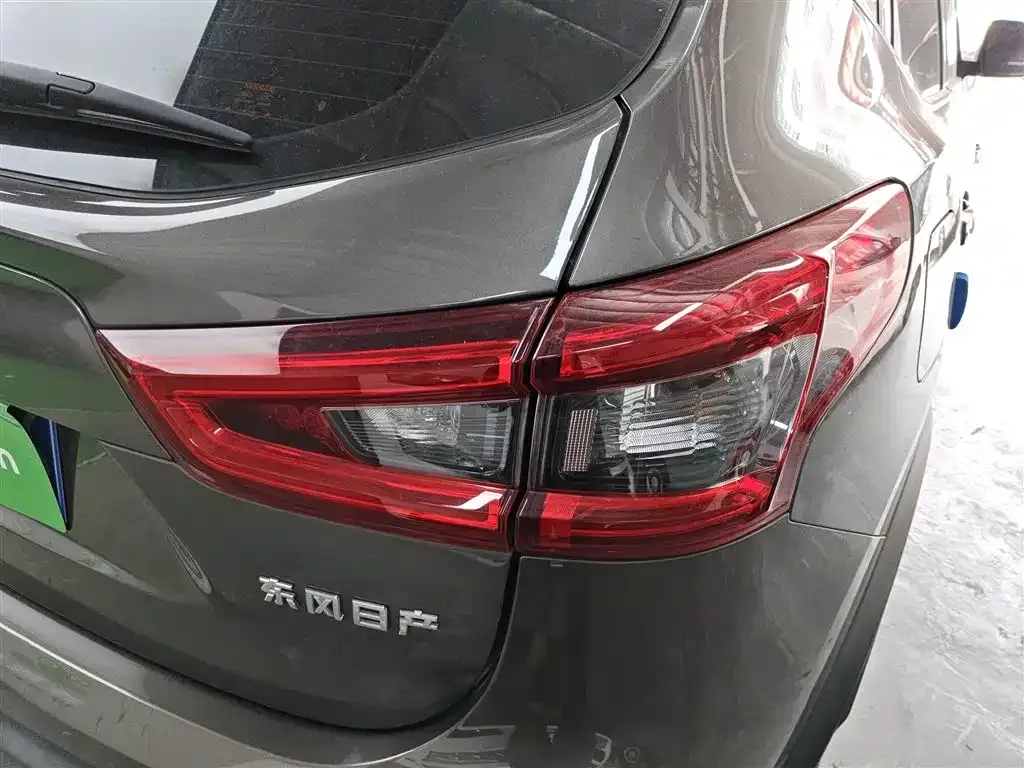 Nissan Qashqai — фото 8