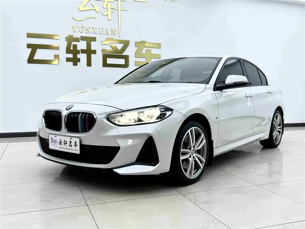 BMW 1 Series — фото 1