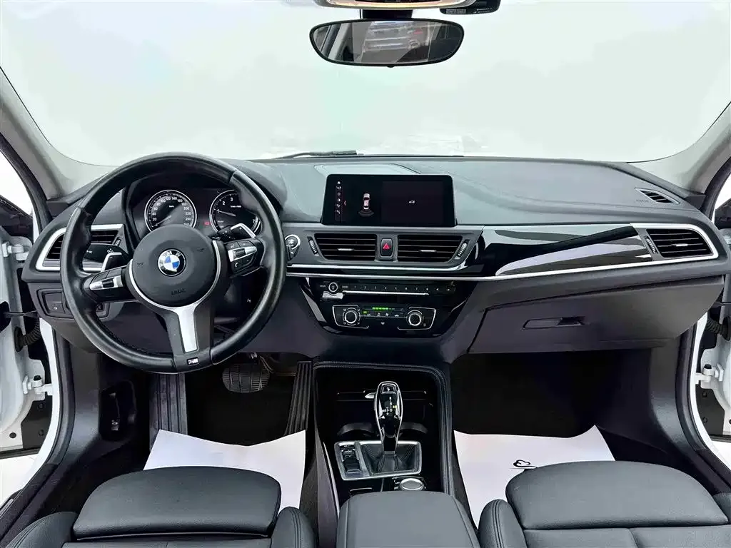 BMW 1 Series — фото 8