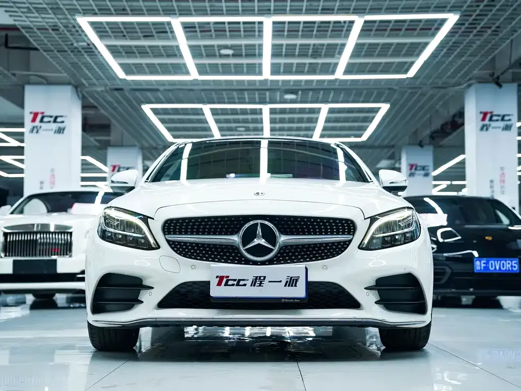 Mercedes-Benz C-Class (Import) — фото 2