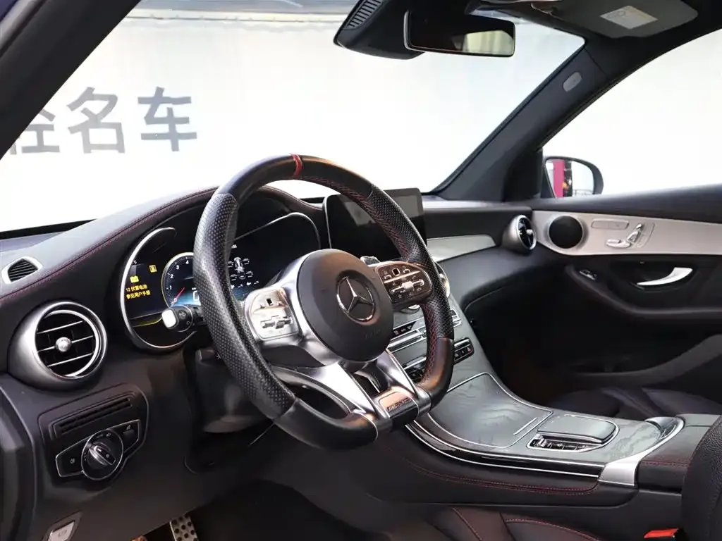 Mercedes-Benz GLC AMG — фото 7