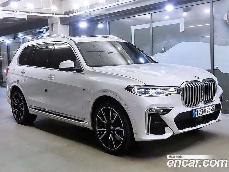 BMW X7 — фото 1