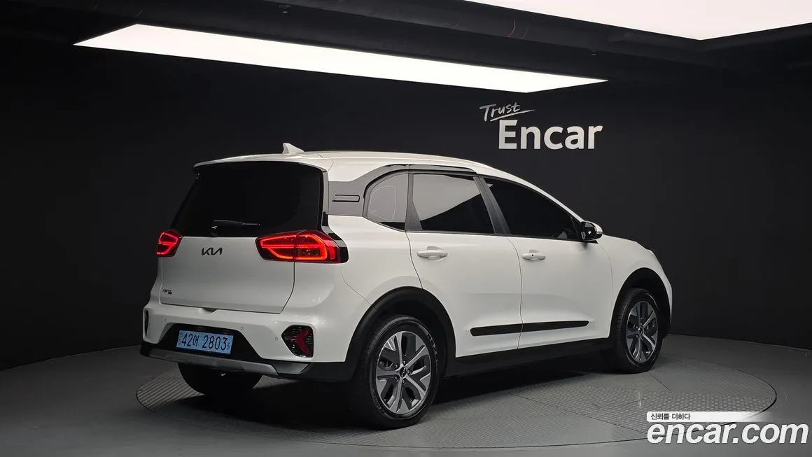 Kia Niro — фото 2