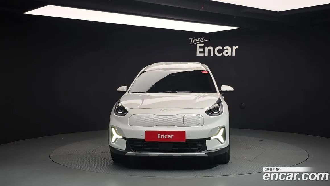 Kia Niro — фото 3