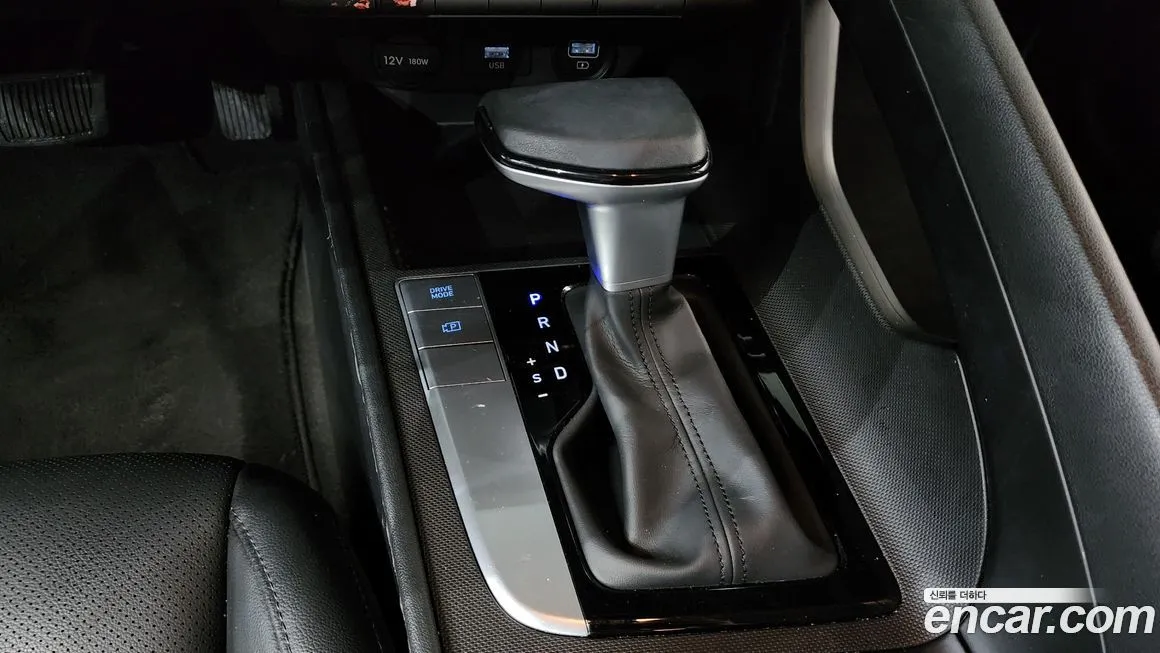 Hyundai AVANTE — фото 9