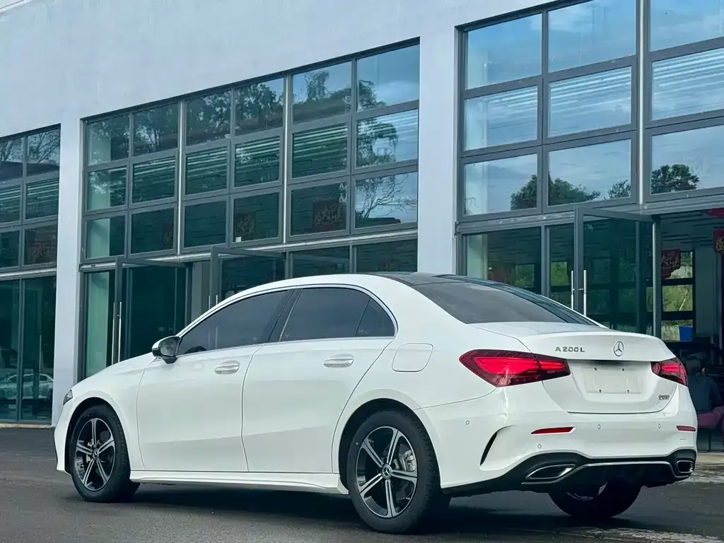 Mercedes-Benz A-Class — фото 10