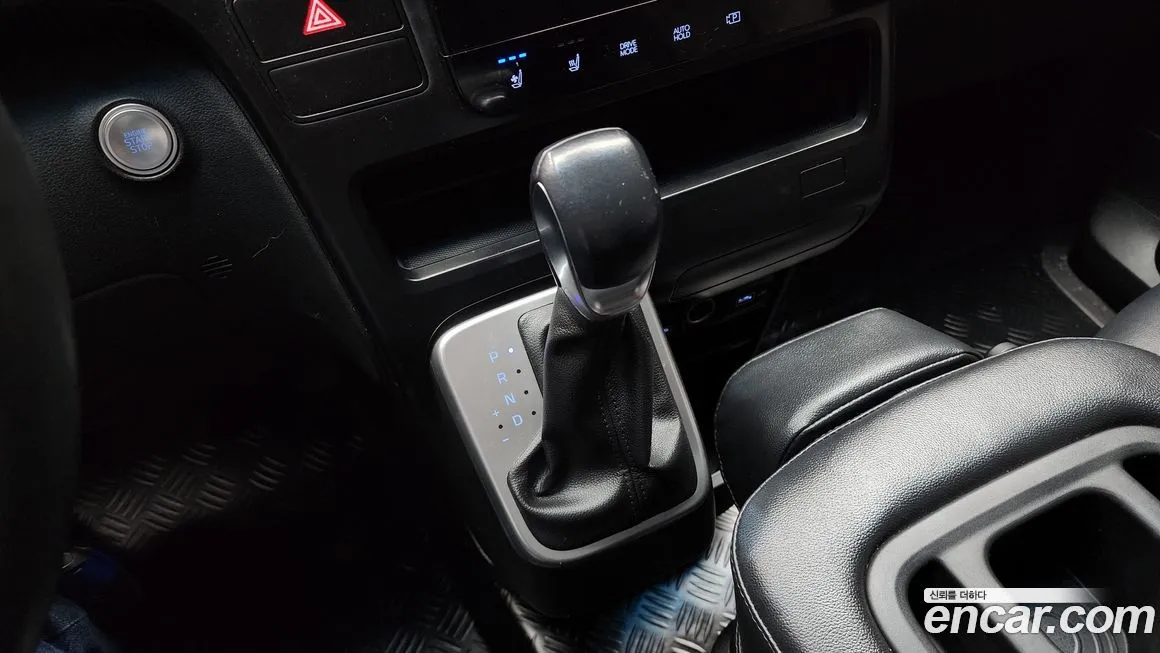 Hyundai Staria — фото 9
