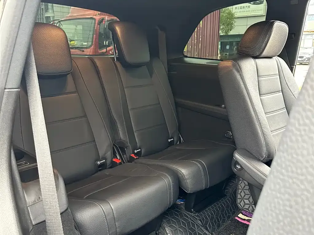 Mercedes-Benz GLS — фото 10