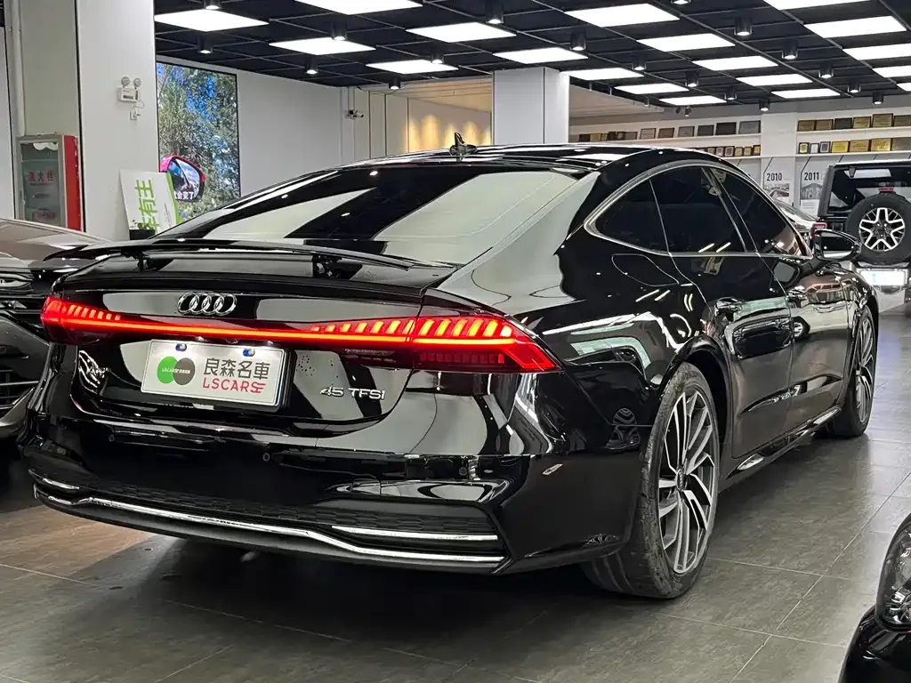 Audi A7 — фото 6