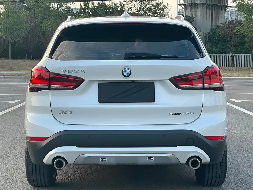 BMW X1 — фото 4