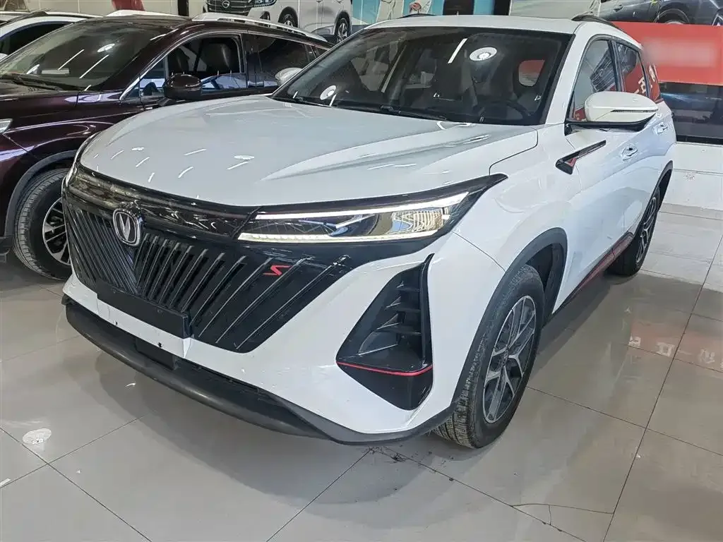 Changan CS75 PLUS — фото 1