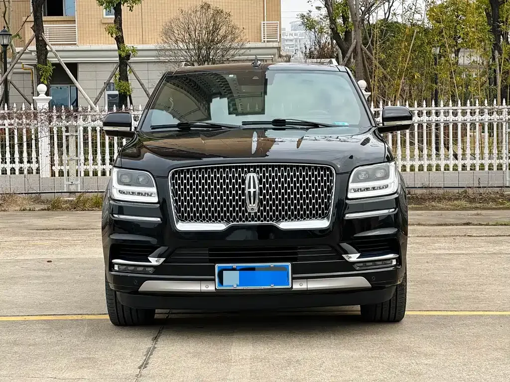 Lincoln Navigator — фото 2