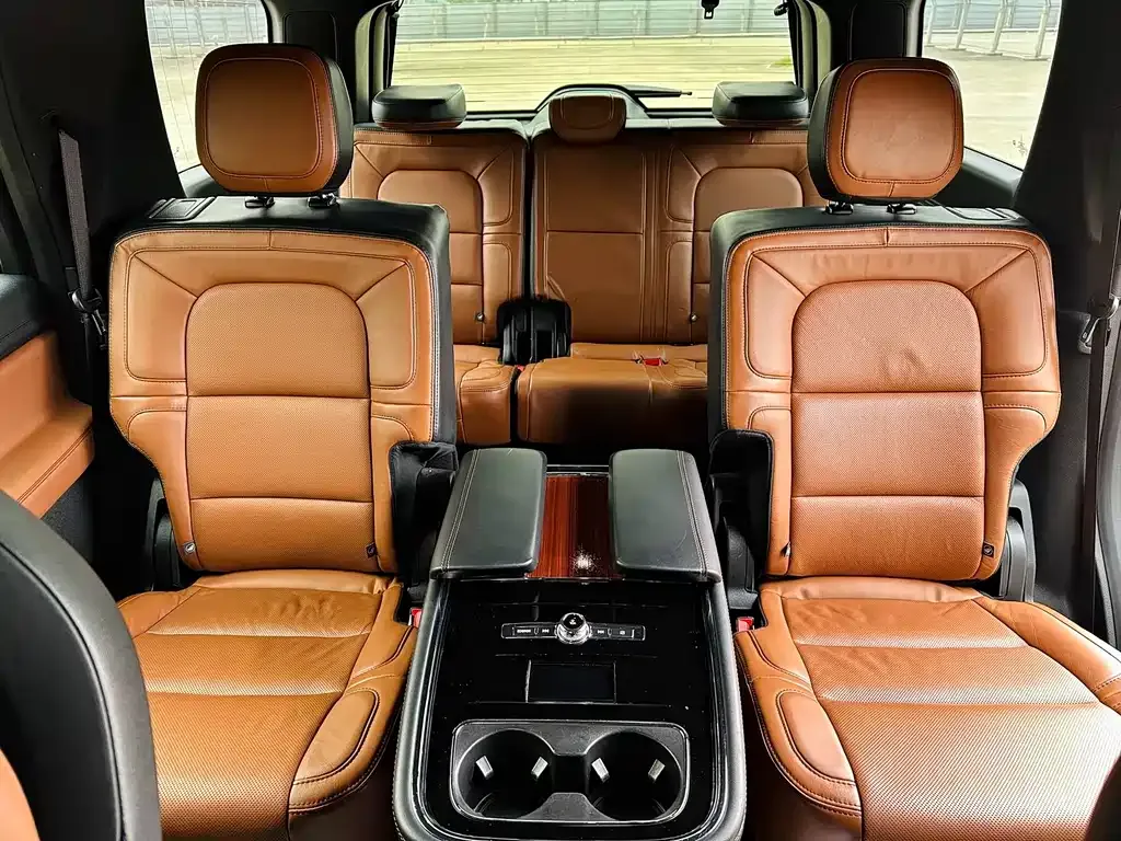 Lincoln Navigator — фото 6