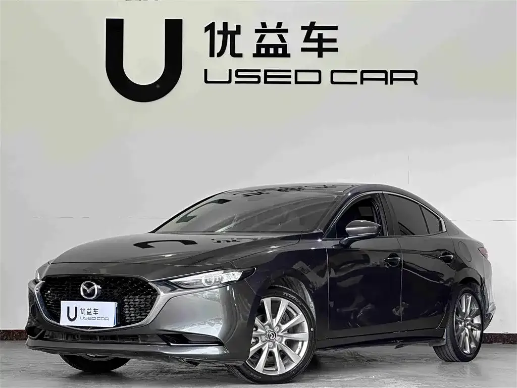 Mazda 3 Axela — фото 1