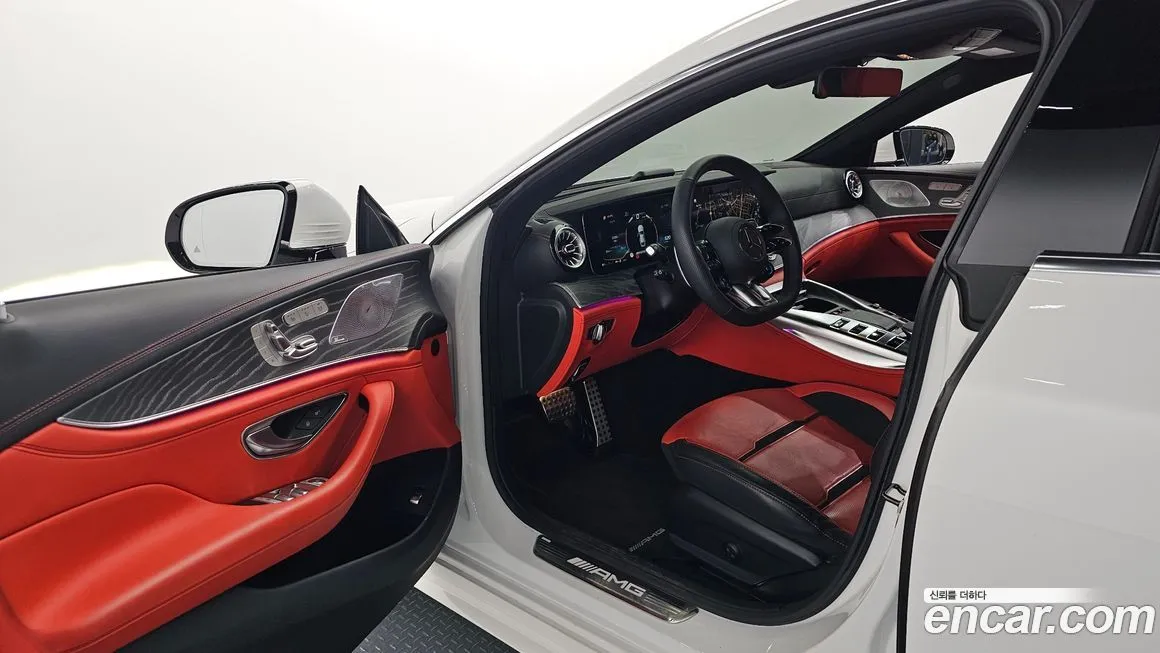 Mercedes-Benz AMG GT — фото 10