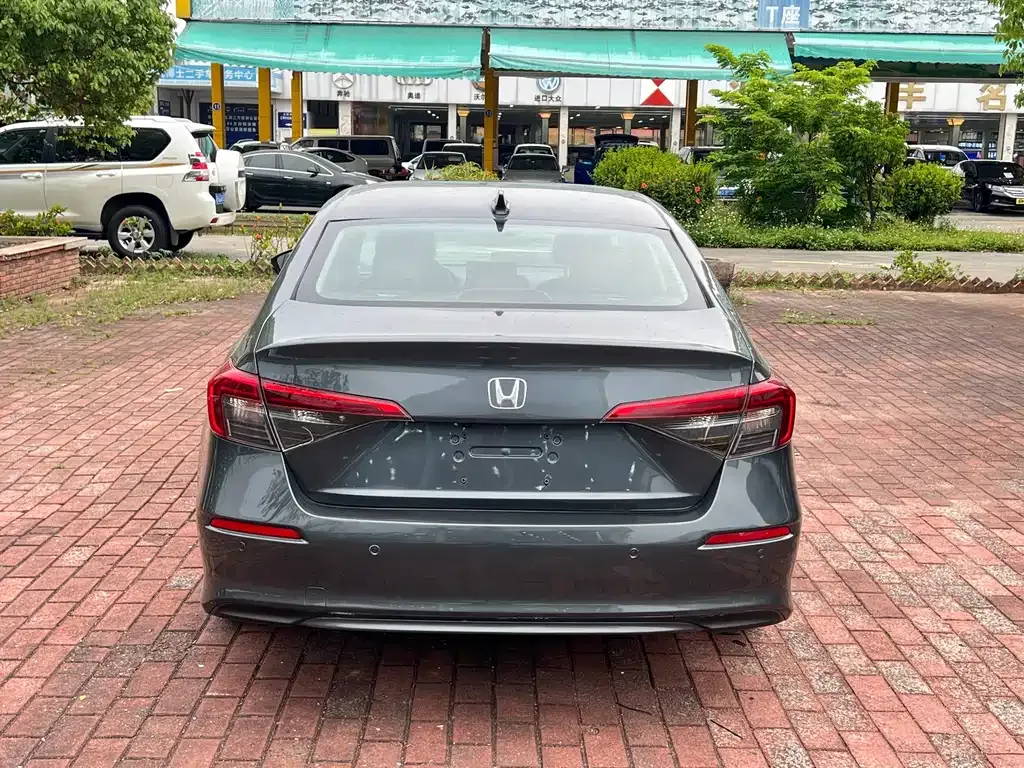 Honda Civic — фото 8