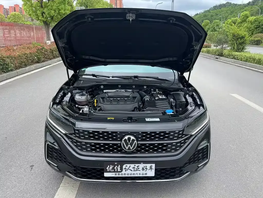Volkswagen Passat — фото 8