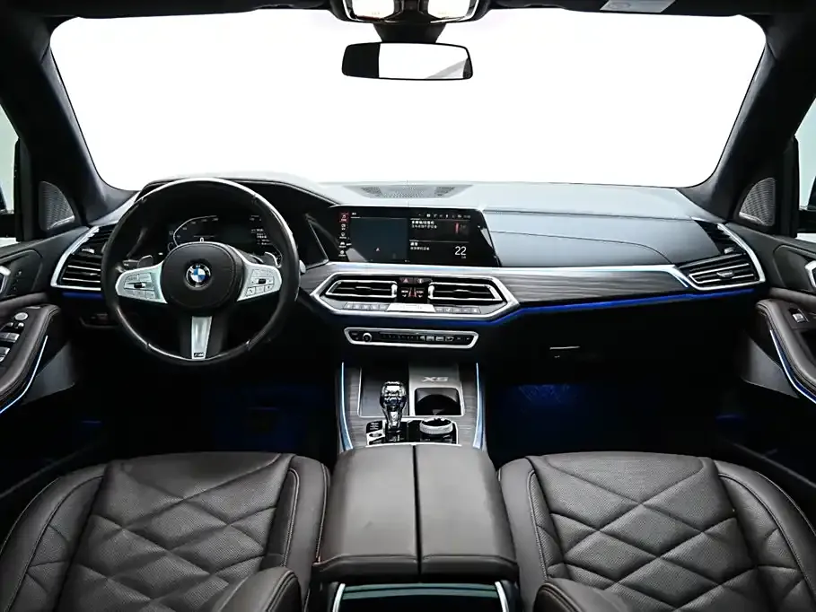 BMW X5 — фото 9