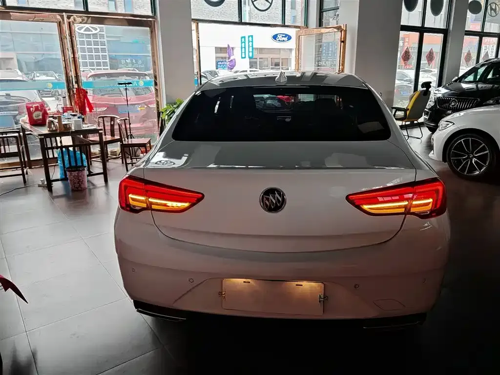 Buick Regal — фото 6