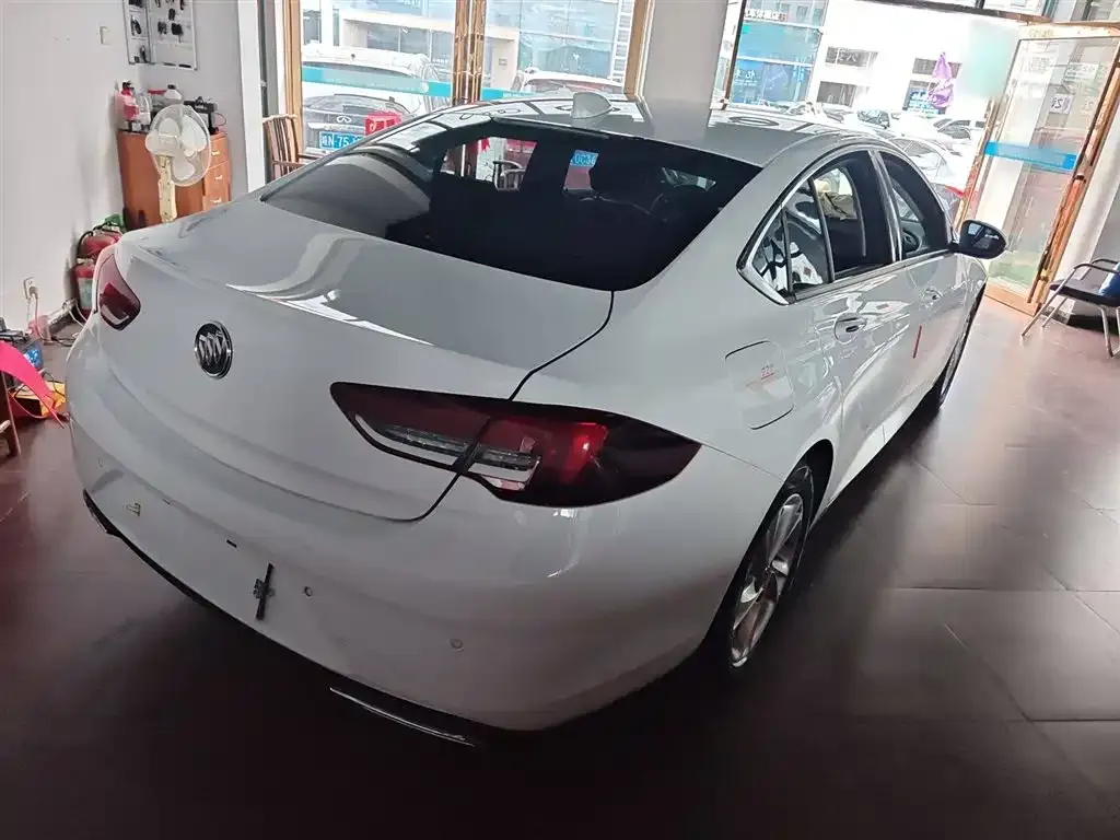 Buick Regal — фото 7