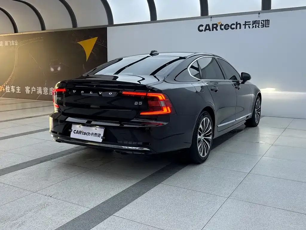 Volvo S90 — фото 4