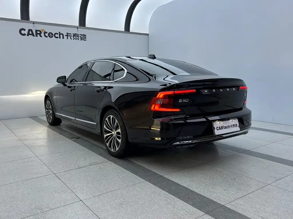 Volvo S90 — фото 5