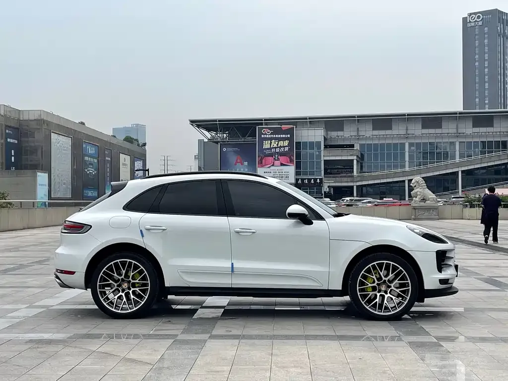 Porsche Macan — фото 4