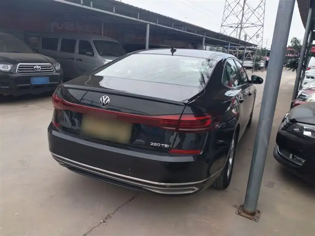 Volkswagen Passat — фото 5