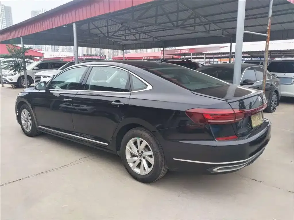 Volkswagen Passat — фото 7