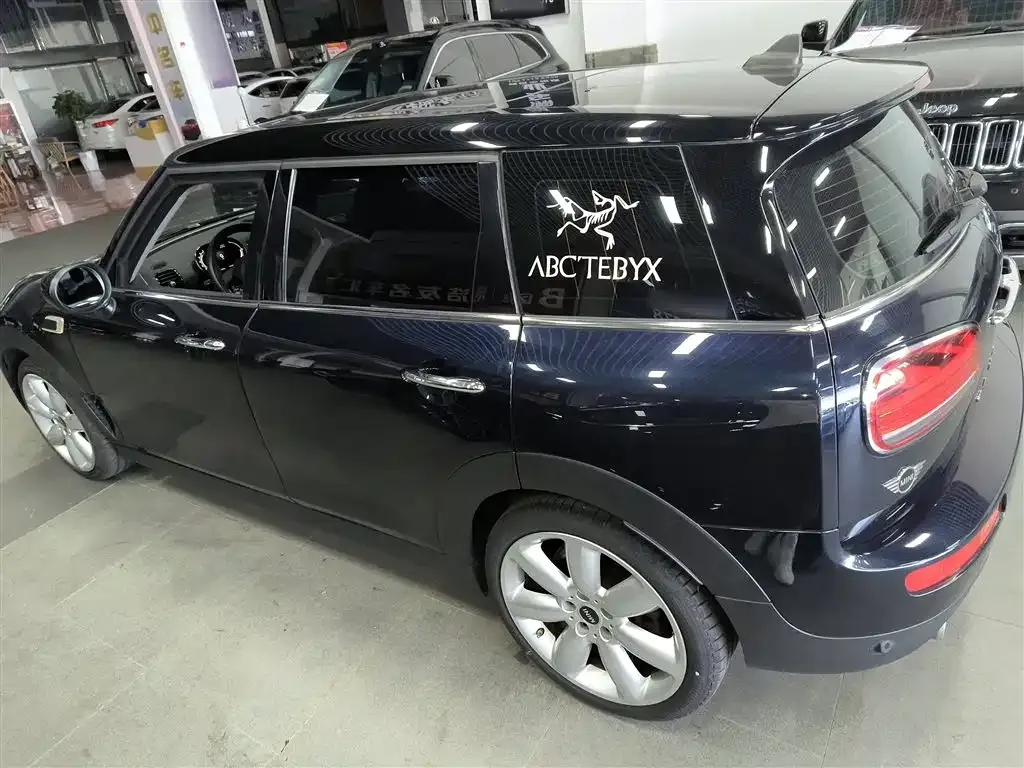 MINI Clubman — фото 5