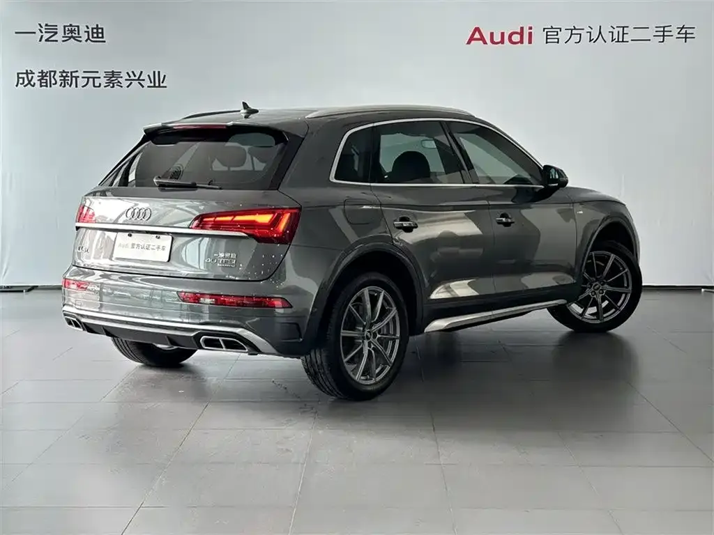 Audi Q5L — фото 4