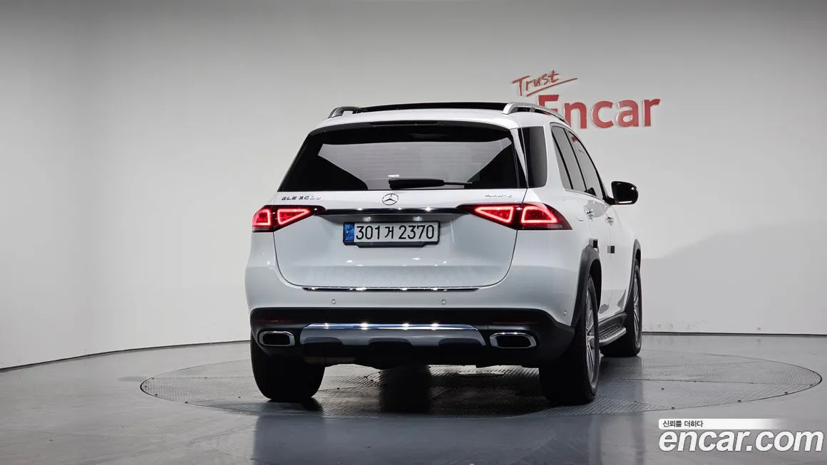 Mercedes-Benz GLE-Class — фото 4