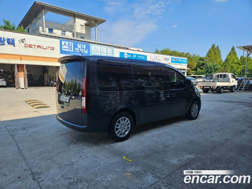 Hyundai Staria — фото 4