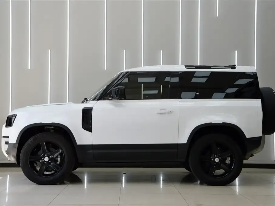 Land Rover Defender — фото 4