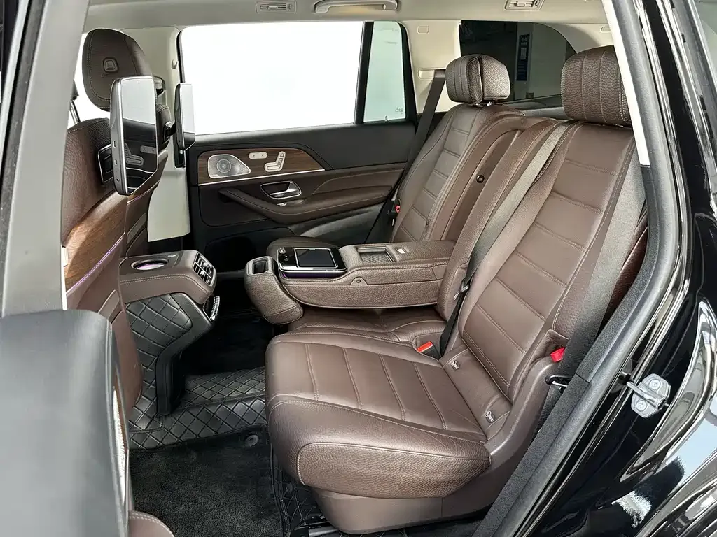 Mercedes-Benz GLS — фото 8