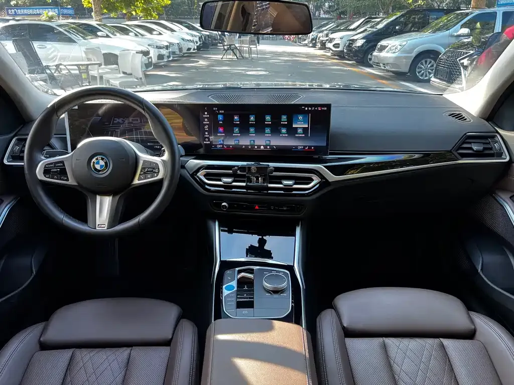 BMW i3 — фото 10