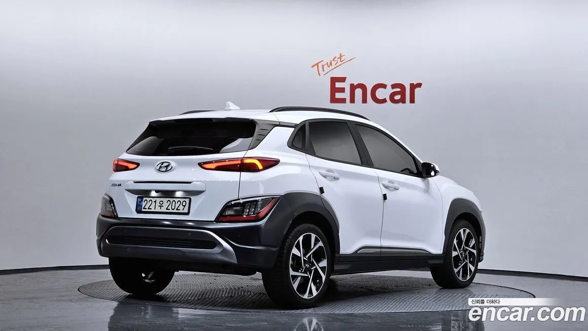 Hyundai Kona — фото 2