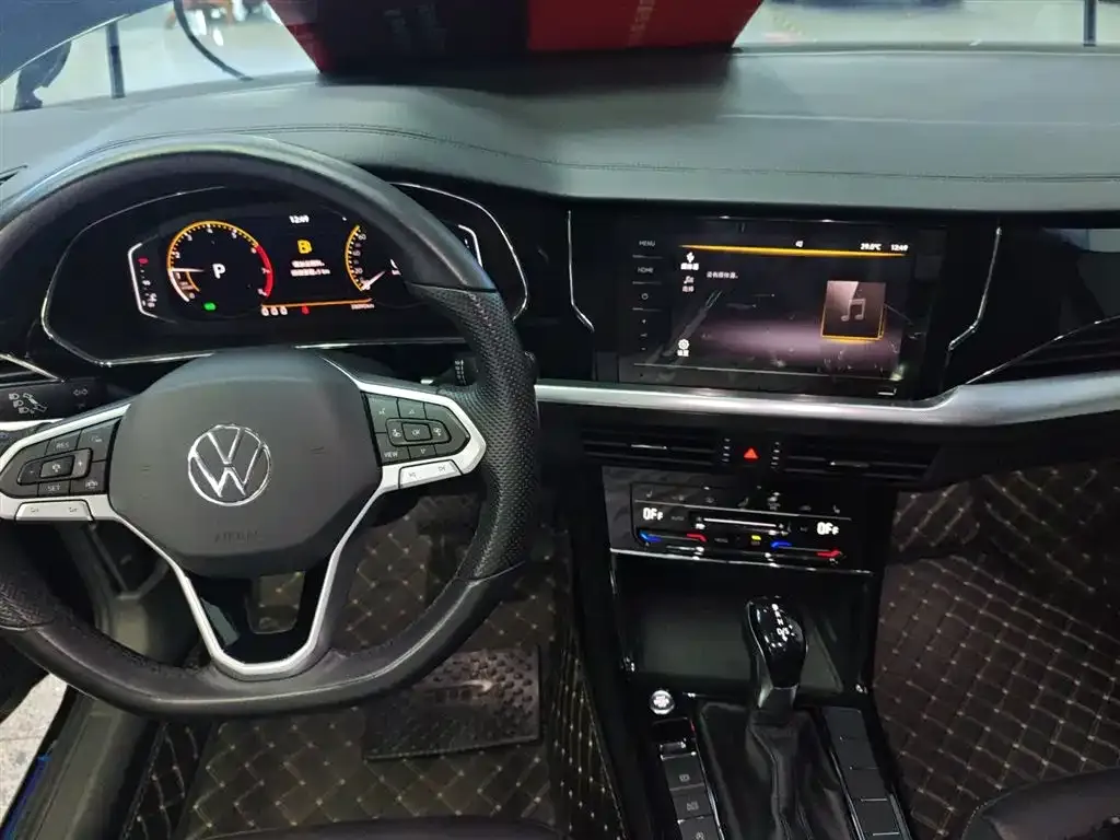 Volkswagen Passat — фото 10