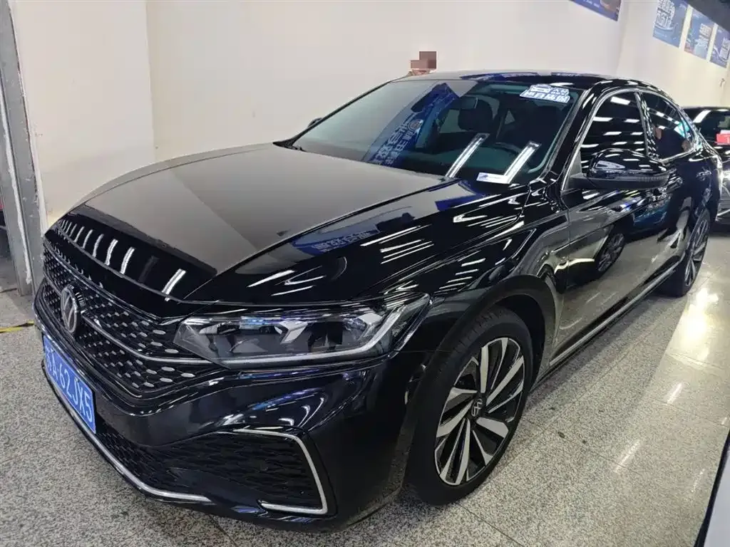 Volkswagen Passat — фото 2