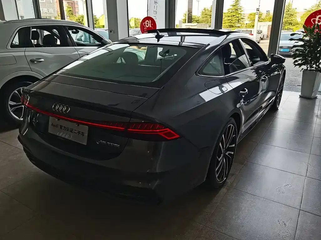 Audi A7 — фото 6