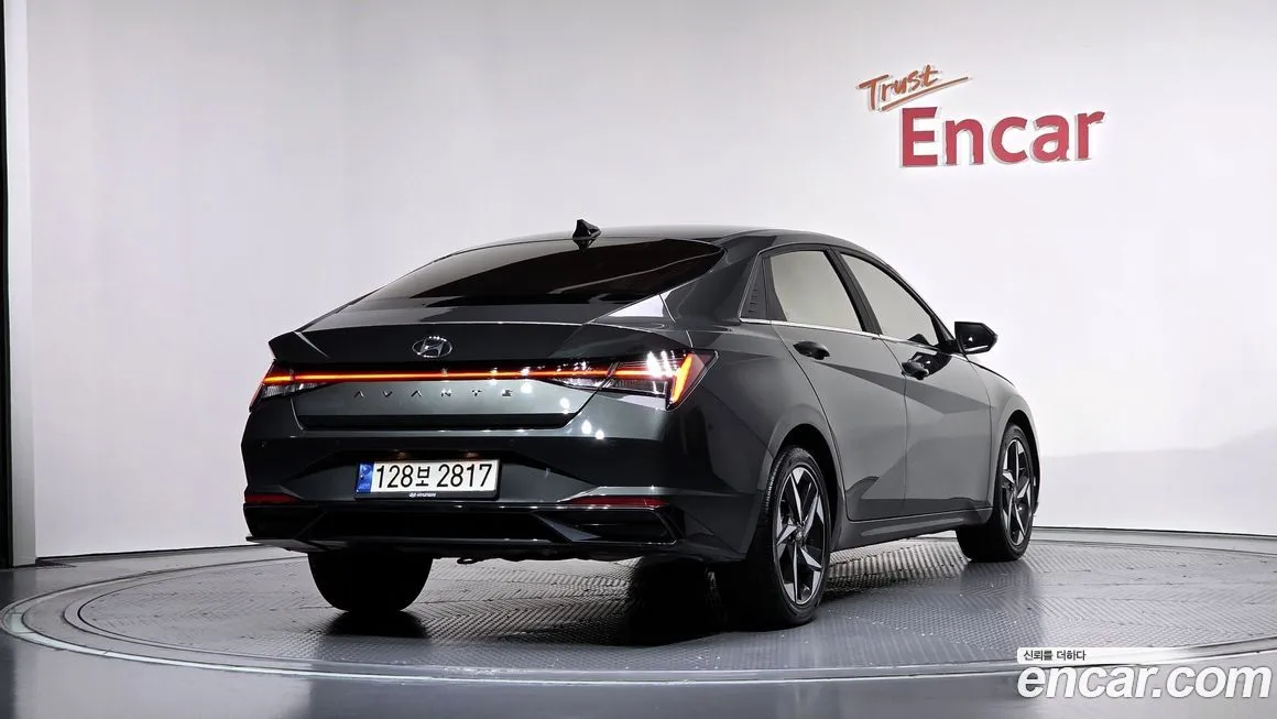 Hyundai AVANTE — фото 2