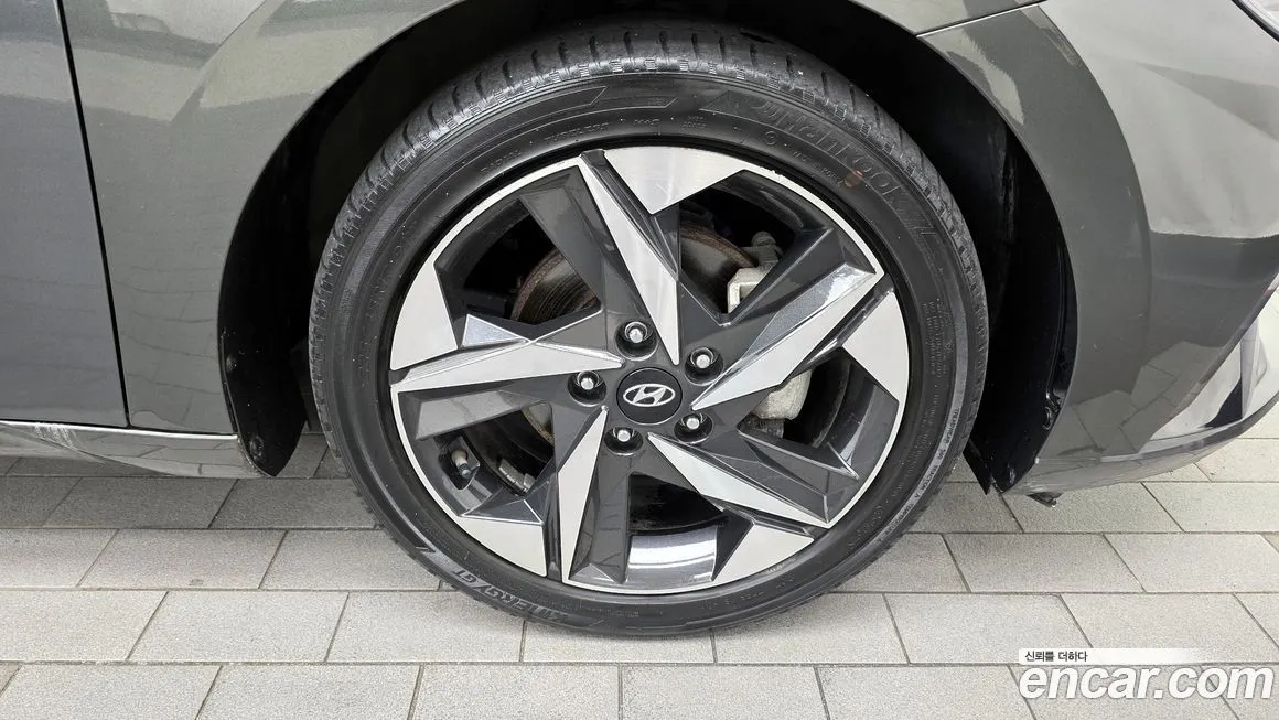 Hyundai AVANTE — фото 5