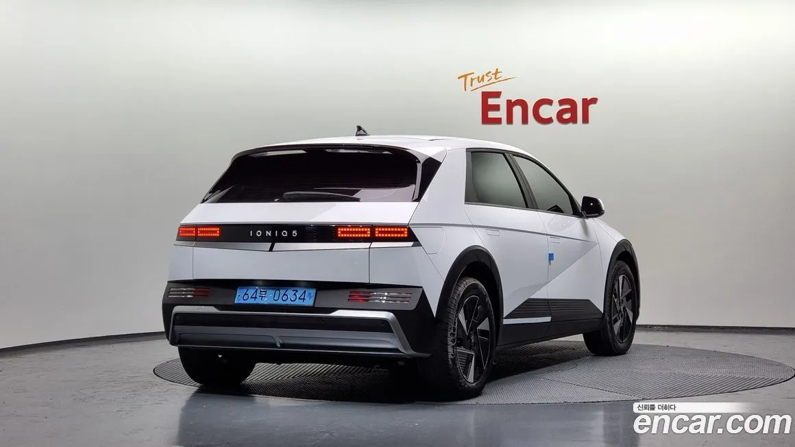 Hyundai Ioniq5 — фото 2