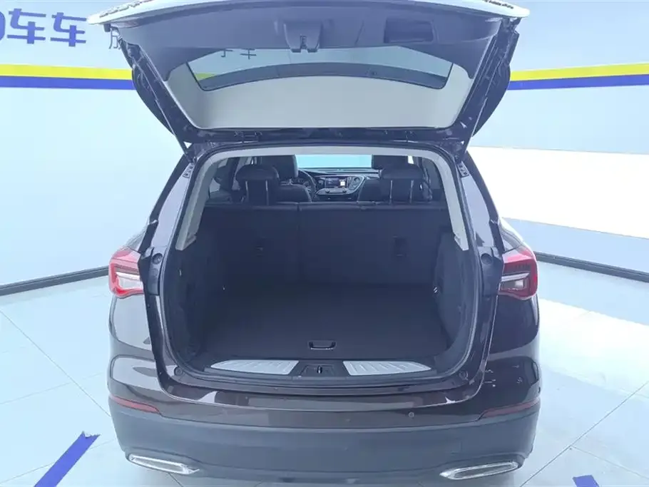 Buick Envision Plus — фото 4