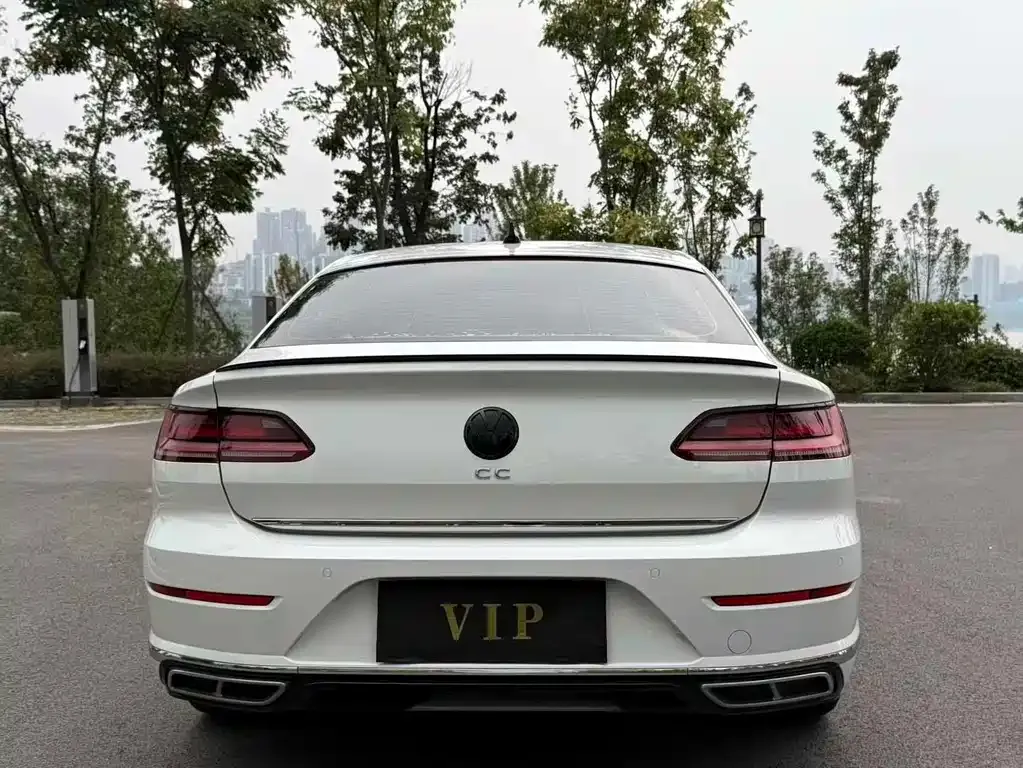 Volkswagen CC — фото 7
