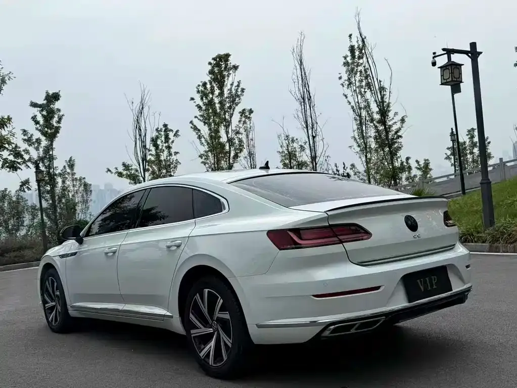 Volkswagen CC — фото 8