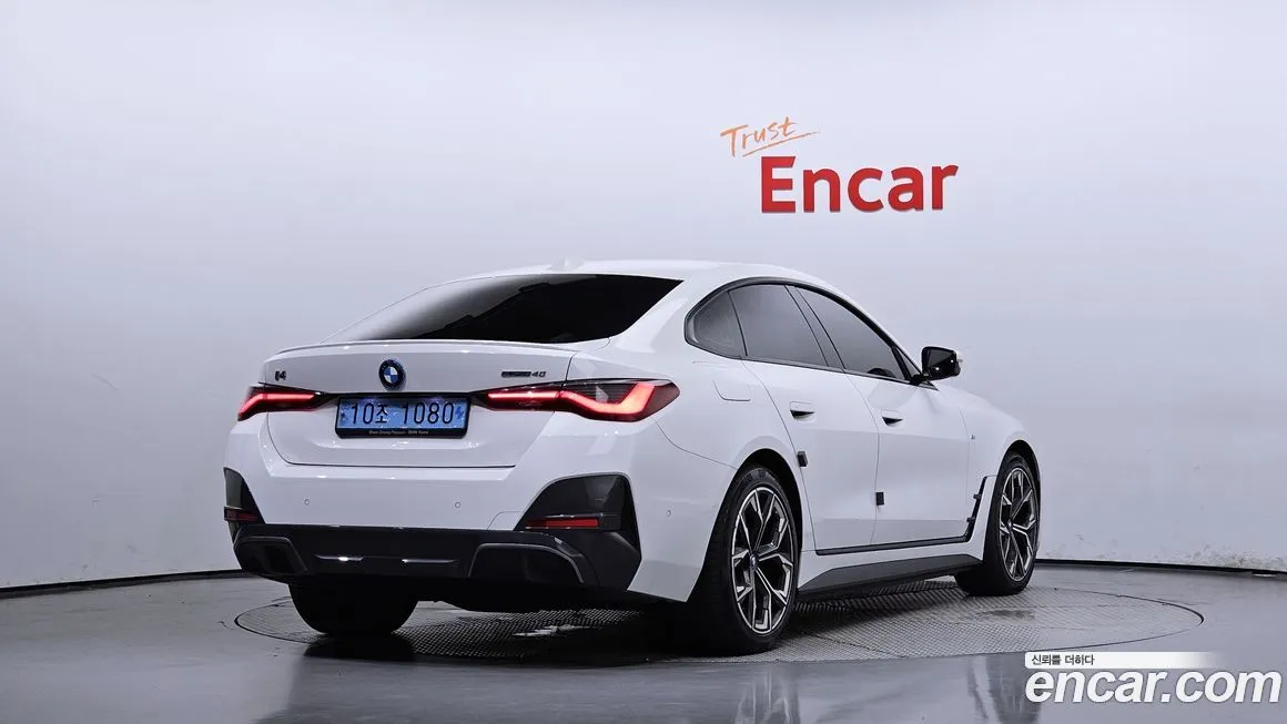 BMW i4 — фото 2