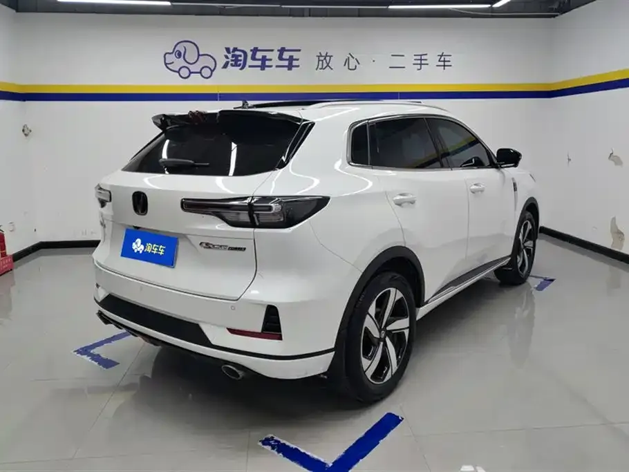 Changan CS55PLUS — фото 3