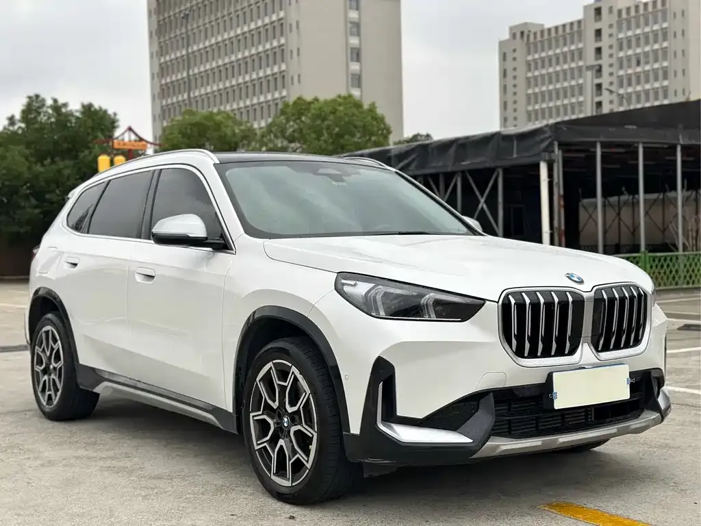 BMW X1 — фото 3